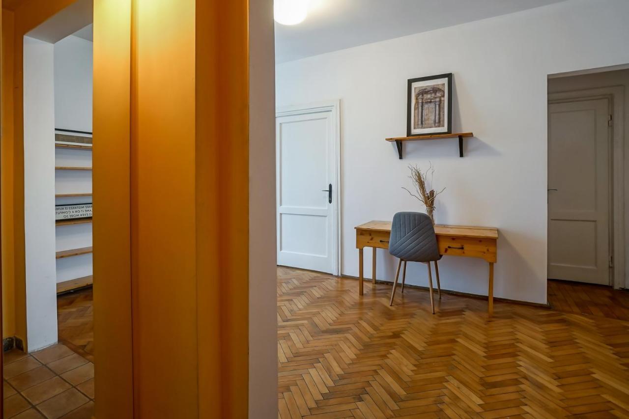 Apartament Universitate - Centrul Vechi Daire Bükreş Dış mekan fotoğraf